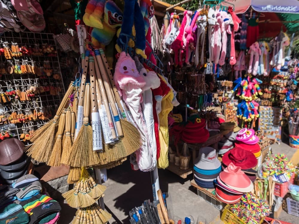 souvenirs acheter aux philippines shutterstock 2253830489